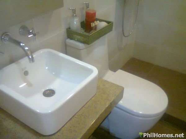1 BEDROOM CONDO IN MAKATI NEAR AYALA CENTER | 15K PER MONTH