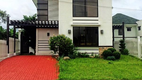 Royal Villas Metro Tagaytay House and Lot