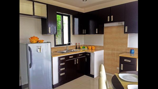 Royal Villas Metro Tagaytay House and Lot