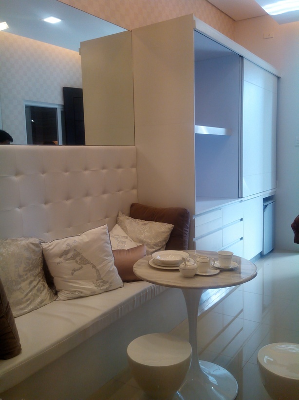 R SQUARE Residences Taft near LA SALLE