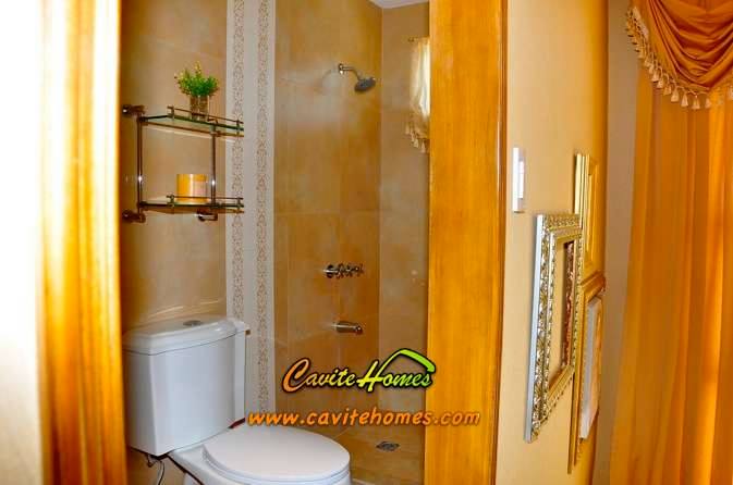 P23k/MO SPACIOUS 4 BDRM ALEXANDRA SINGLE, LANCASTER NEW CITY, 15MINS TO AIRPORT