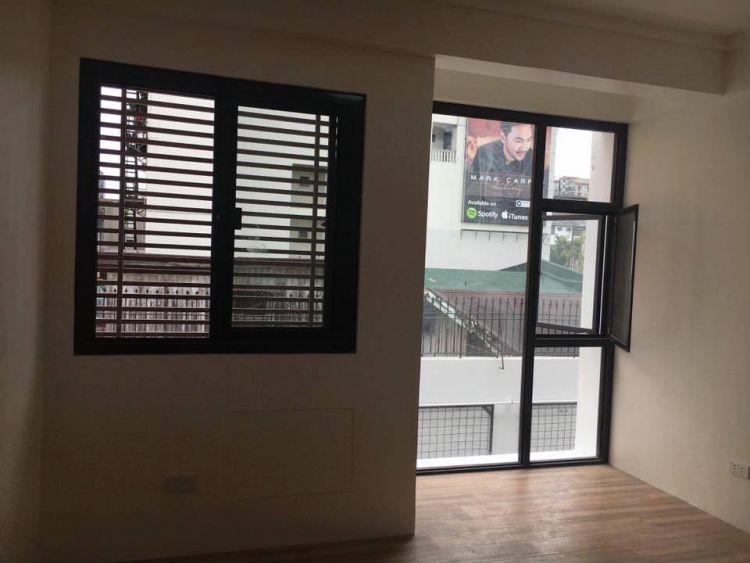 4 Storey 4 Bedroom Townhouse in Mandaluyong New Zaniga near Boni Edsa MRT Plainview Namayan Lopez Villas Lourdes Tanglaw Bamboo Grove Pinatubo