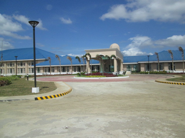 SUMMIT POINT GOLF & COUNTRY CLUB