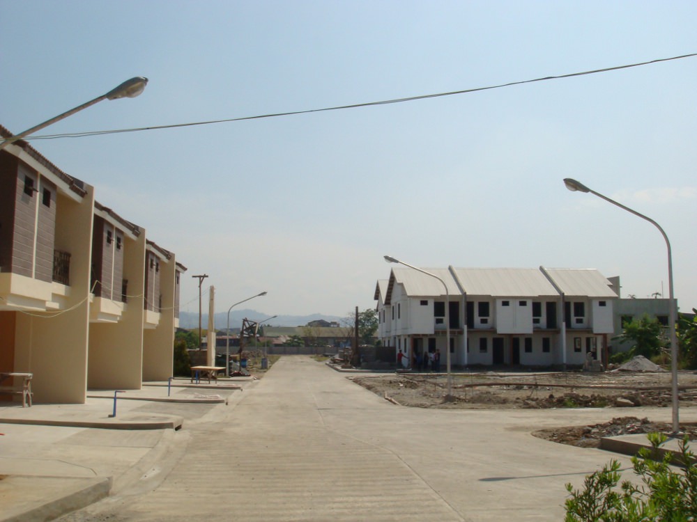 NOTTINGHAM VILLAs Taytay Townhouses = 2.19 M to 2.58 M