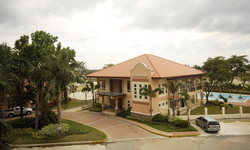 NEOPOLITAN QC RFO Condo Units = 1.97 M to 5.68 M