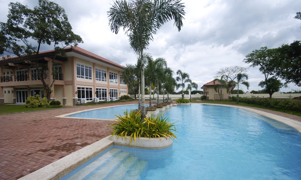 NEOPOLITAN QC RFO Condo Units = 1.97 M to 5.68 M