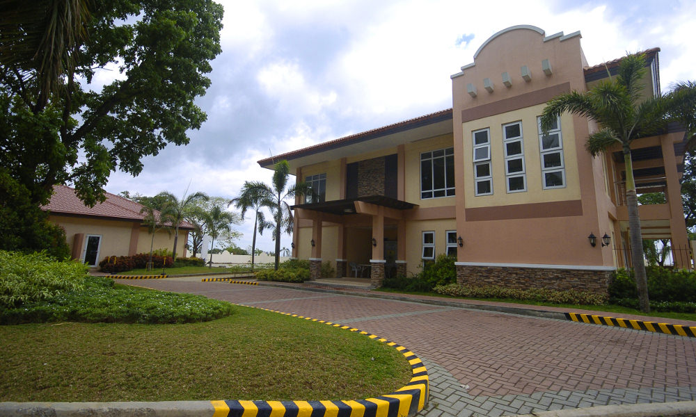 NEOPOLITAN QC RFO Condo Units = 1.97 M to 5.68 M