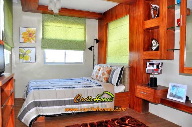 CARMONA CAVITE HOUSE, DETACHED WITH LINEAR PARK, 3BDRM LINDEN SINGLE AT CARMONA ESTATES, P13K PER MO.