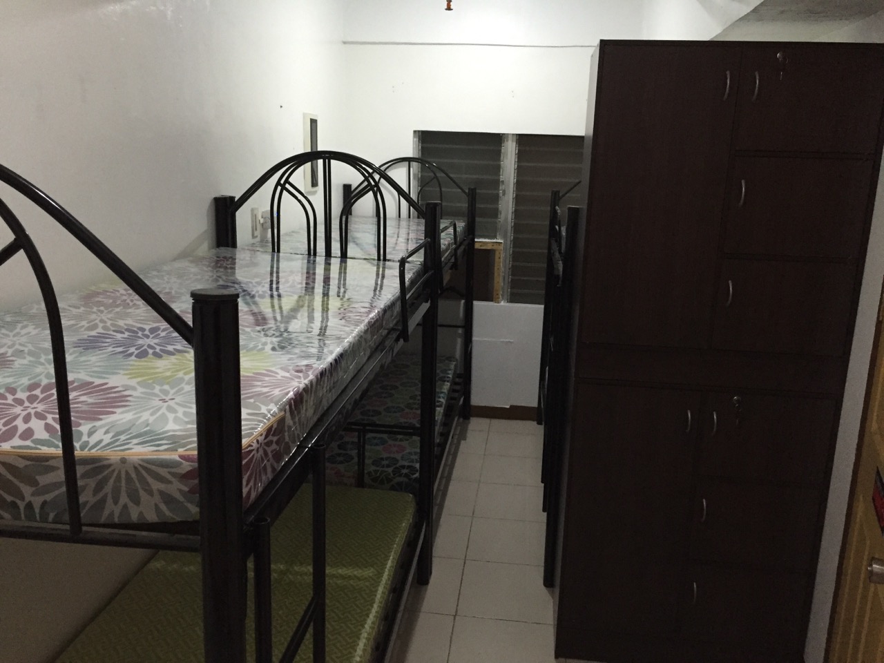 Condo Sharing Room Female Bedspace nr Makati Ave 4,300 For Rent