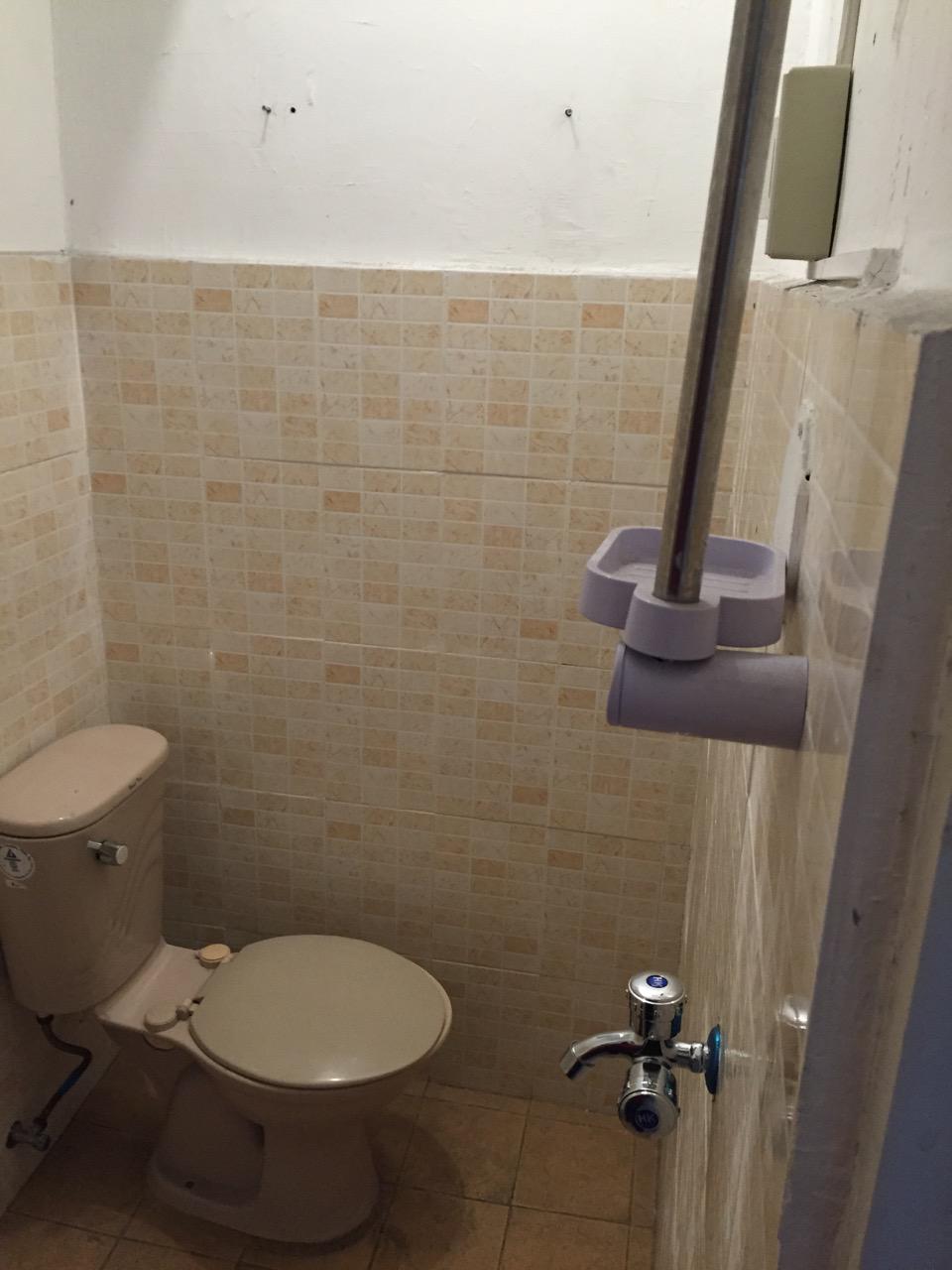 Condo Sharing Room Female Bedspace nr Makati Ave 4,300 For Rent