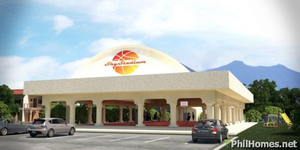 4BR House in California Sky @Along Dau Exit NLEX Mabalacat Pampanga