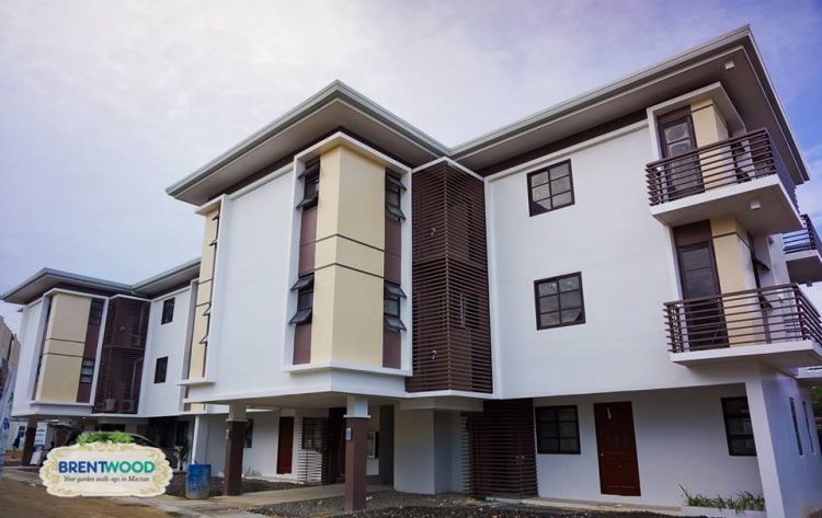 A walk up condominium Brentwood Mactan Lapu-lapu City very Accessible