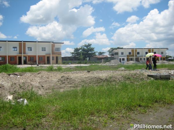 Affordable 2Storey Town House Loft  Ravenna Residences Mabalacat