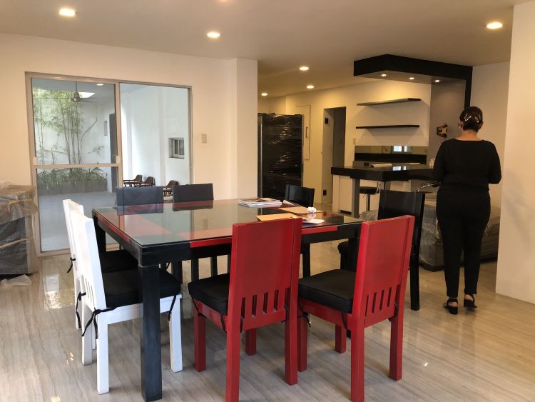 AFPOVAI house for LEASE: 5BR near BGC