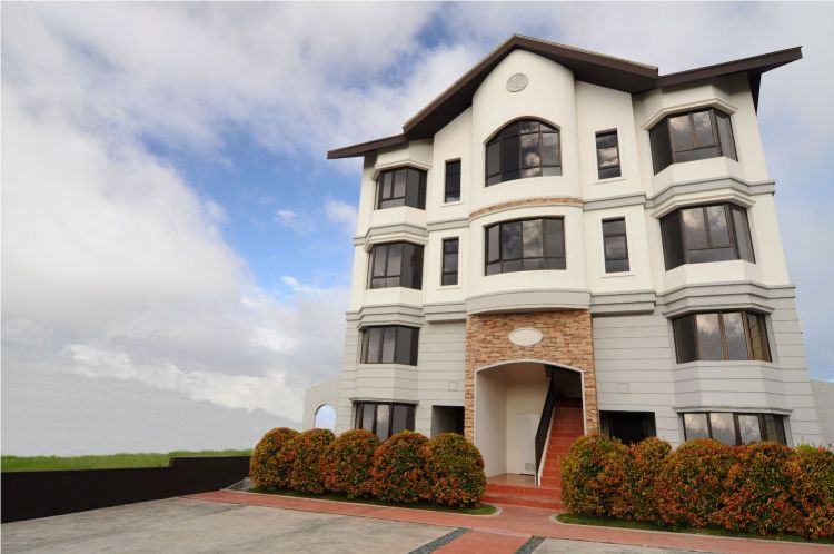 ALTA MONTE Tagaytay Residential Lots = 15,000/Sqm