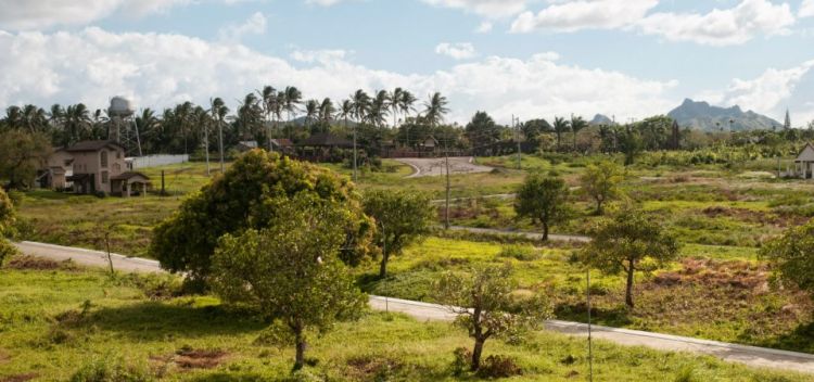 ALTA MONTEBELLO House and Lots = 2.5 M