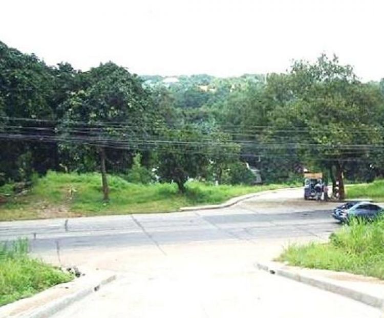 ANTIPOLO GREENLAND EXECUTIVE VILLAGE  SUMULONG HI-WAY, ANTIPOLO CITY NEAR ASSUMPTION COLLEGE