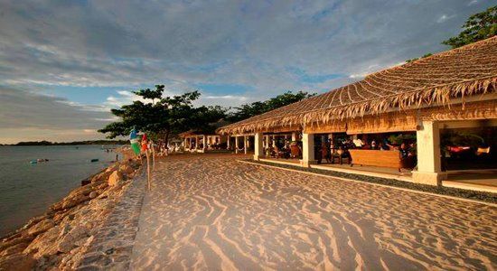 PLAYA CALATAGAN RESIDENTIAL BEACH LOT