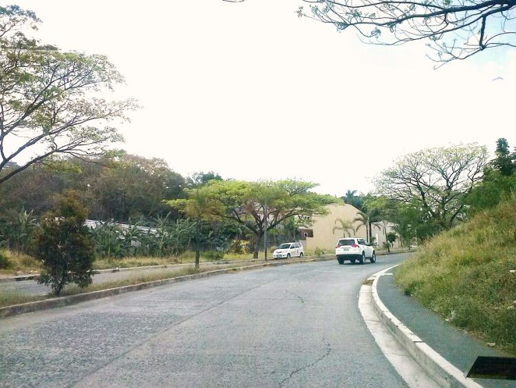 BLUE MOUNTAINS ANTIPOLO  RESIDENTIAL ESTATES