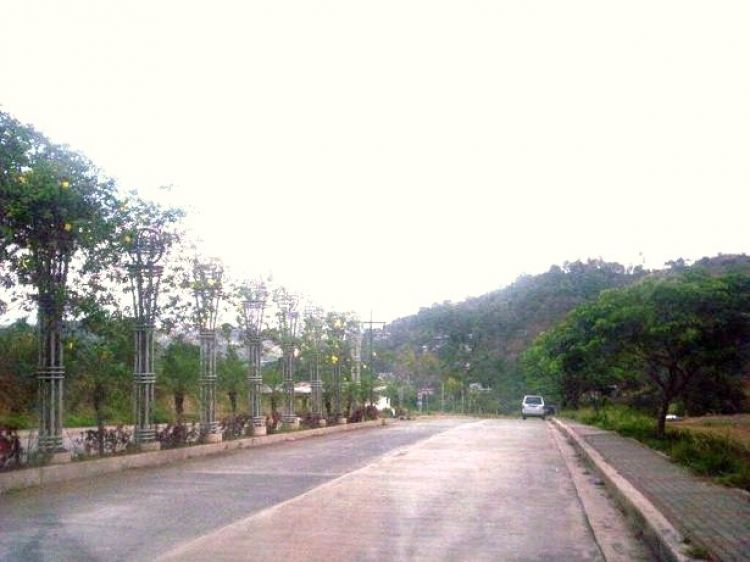 BLUE MOUNTAINS ANTIPOLO  RESIDENTIAL ESTATES