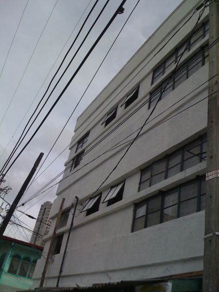 Lot Area & Building For SALE! near Makati City