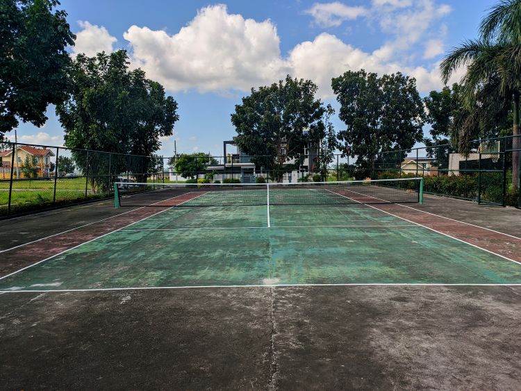 CAMBRIDGE PLACE Tanauan Batangas Lots = 11,140/sqm