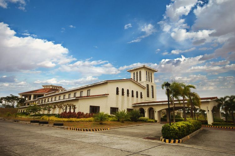 COLINAS VERDES RESIDENTIAL & COUNTRY CLUB, QUIRINO HIWAY SAN JOSE DEL MONTE BULACAN CLASS AA SUBD. LOTS developed by Sta Lucia Land