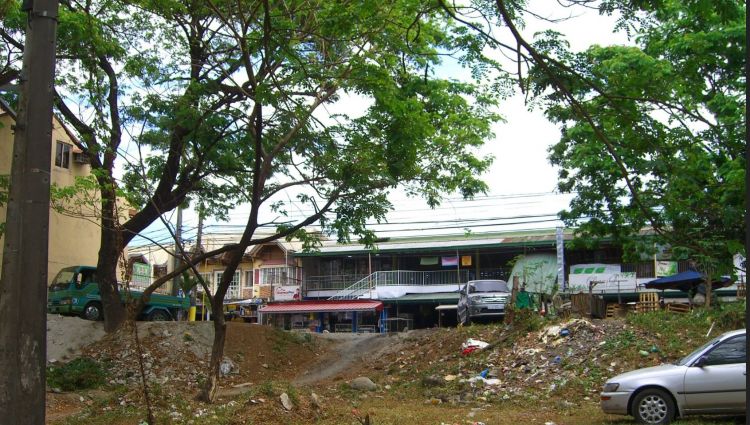 Commercial Lot in front of Metrogate Market for Lease