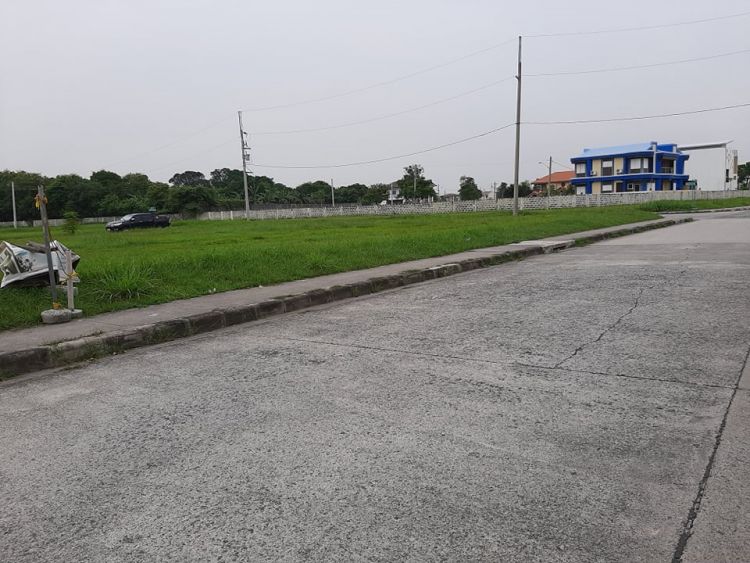 Commercial lot inside Antel Grand Village - Cavite
