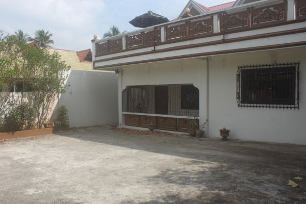 CARASUCHI VILLA and APARTMENTS