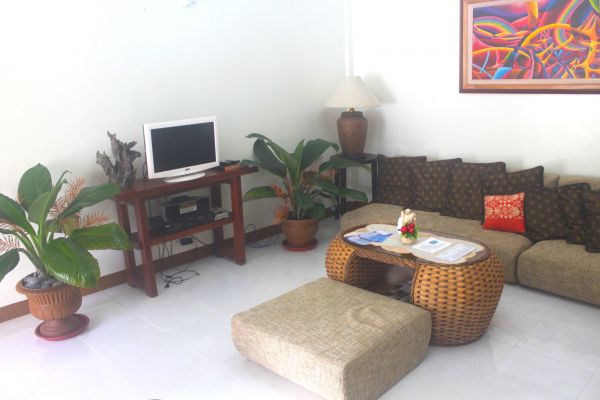 CARASUCHI VILLA and APARTMENTS