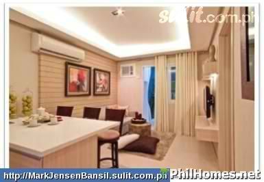 Condo in Field Residences @Sucat