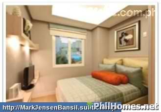 Condo in Field Residences @Sucat