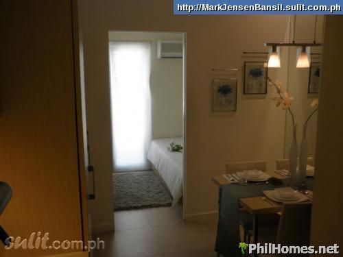 Condo in Grass Residences @Edsa