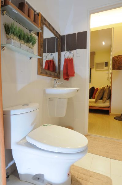 1 Bed condo in Trion Towers The Fort (ready to move-in)