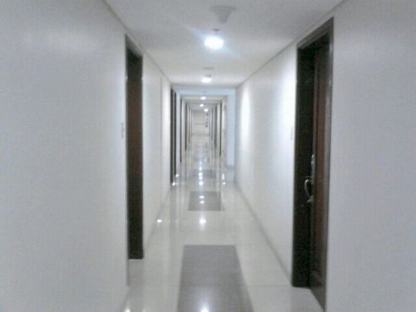 bi-level unit condominium in boni