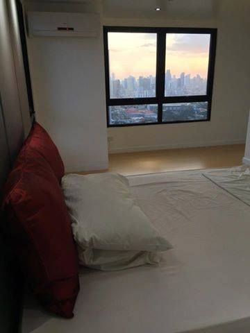 Corner Lofted Unit ( Negotiable)