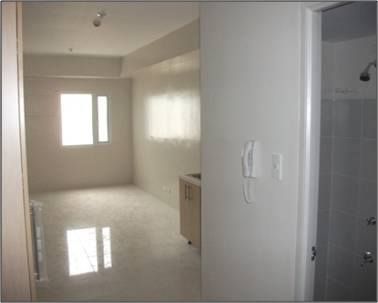 READY FOR OCCUPANCY CONDO ACROSS DE LA SALLE TAFT