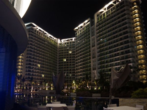 Wonderful Oasis, Azure Urban Resort Residences