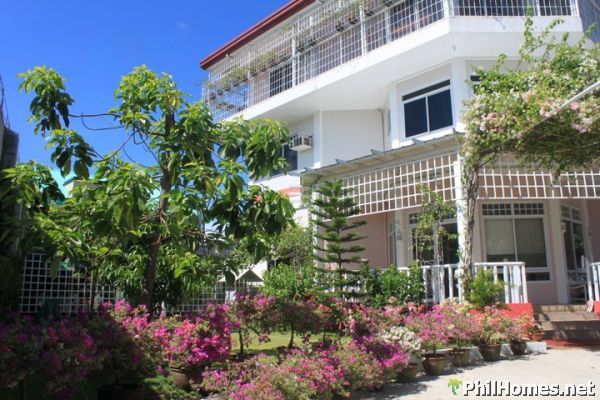 DAVAO CITY SALE -- 8br HOUSE on 920sqm LOT