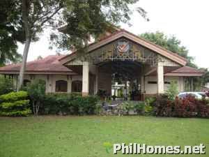 Prime Location Corner Lot in Solariega for Sale