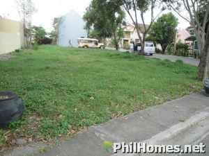 Prime Location Corner Lot in Solariega for Sale