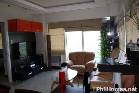 Fifth Avenue Place 1BR fully furnished