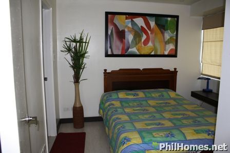 Fifth Avenue Place 1BR fully furnished
