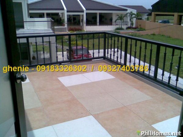 for sale Oakwood House Model (single attached)