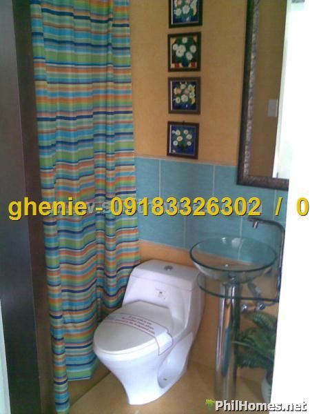 for sale Oakwood House Model (single attached)