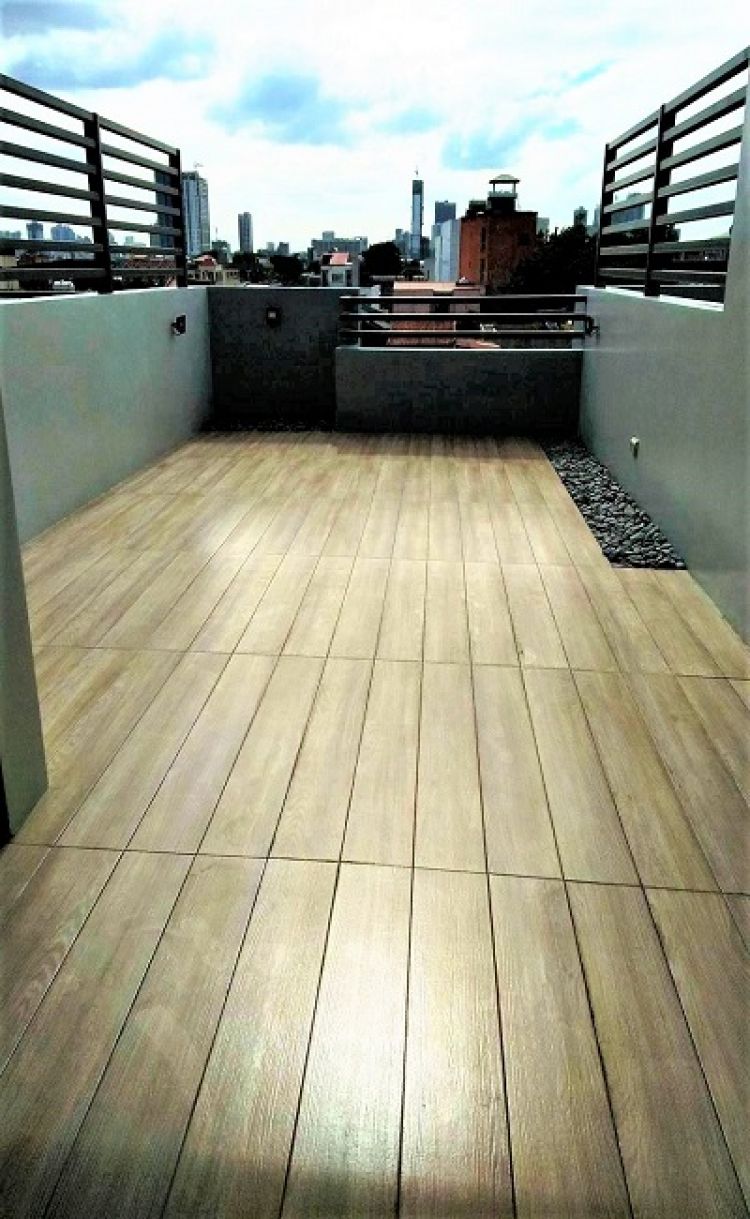 FOR SALE QC Townhouse 4-storey with Deck near Banawe Mayon 