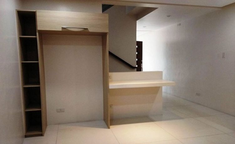 FOR SALE QC Townhouse 4-storey with Deck near Banawe Mayon 