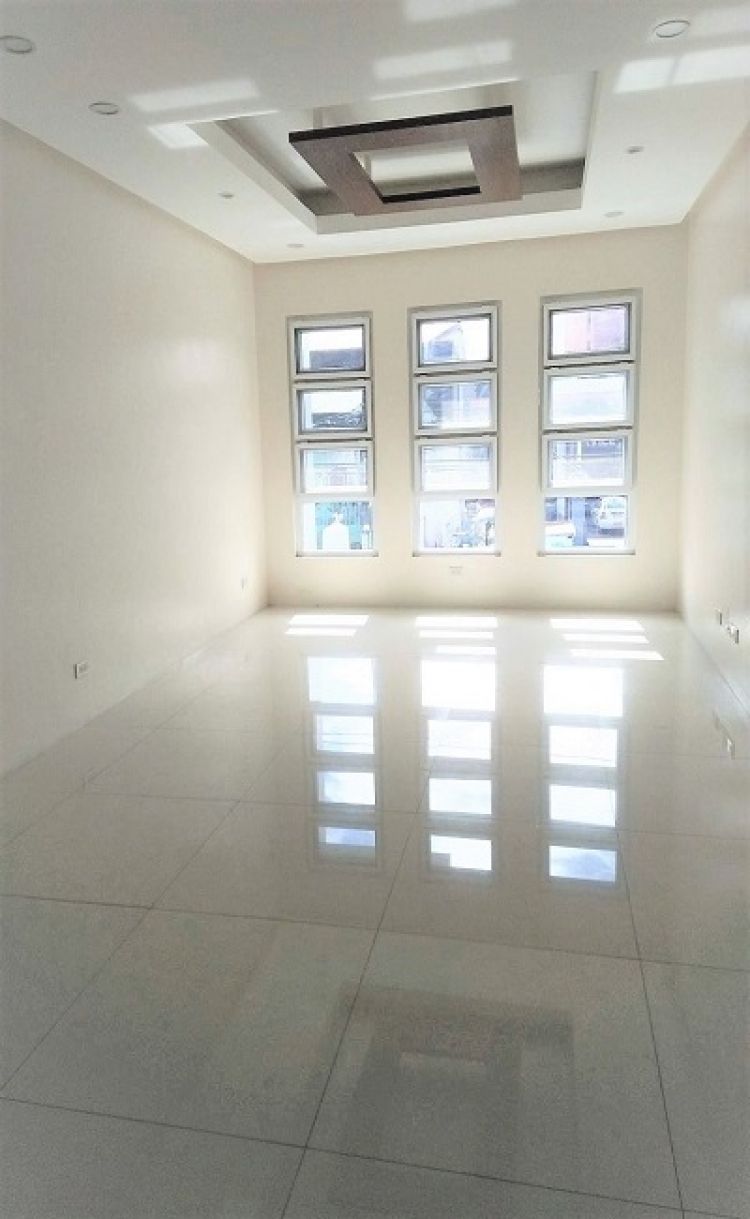 FOR SALE QC Townhouse 4-storey with Deck near Banawe Mayon 