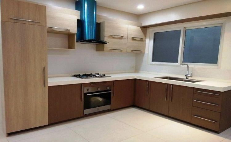 FOR SALE QC Townhouse 4-storey with Deck near Banawe Mayon 